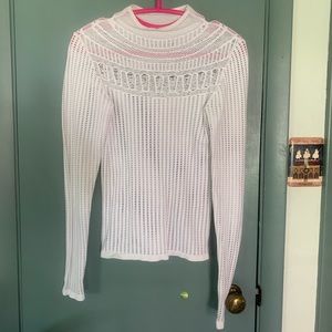 Free People XS long sleeve crochet top style in white!